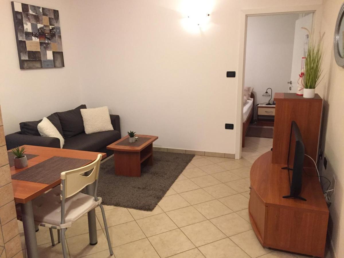 Apartment Ines Bale Eksteriør billede